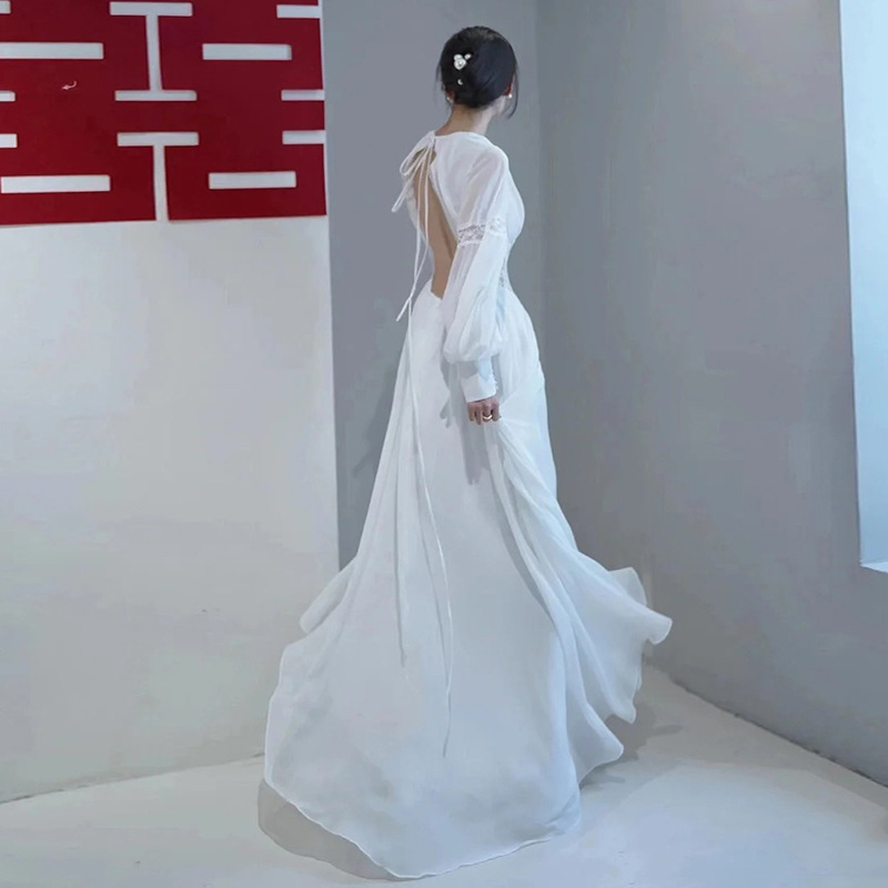 Elegant French Bridal Gown With Open Back, Graceful Chapel Train And Long Sleeves For Wedding Ceremony_ecoleips.com