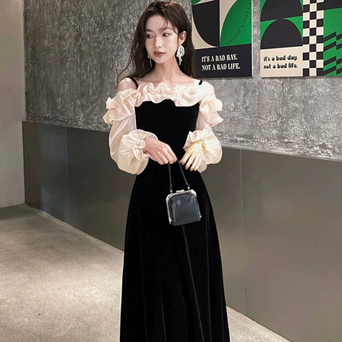 Off-Плечи вечернее платье Банкет Черный Элегантный High-end ниша Socialite Раффлед Host Split платье