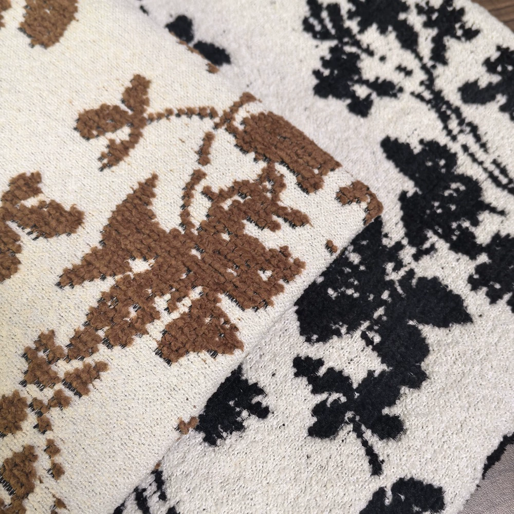 Spot chenille yarn-dyed jacquard fabric for pillows, national style new Chinese style sofa pillows, home fabrics