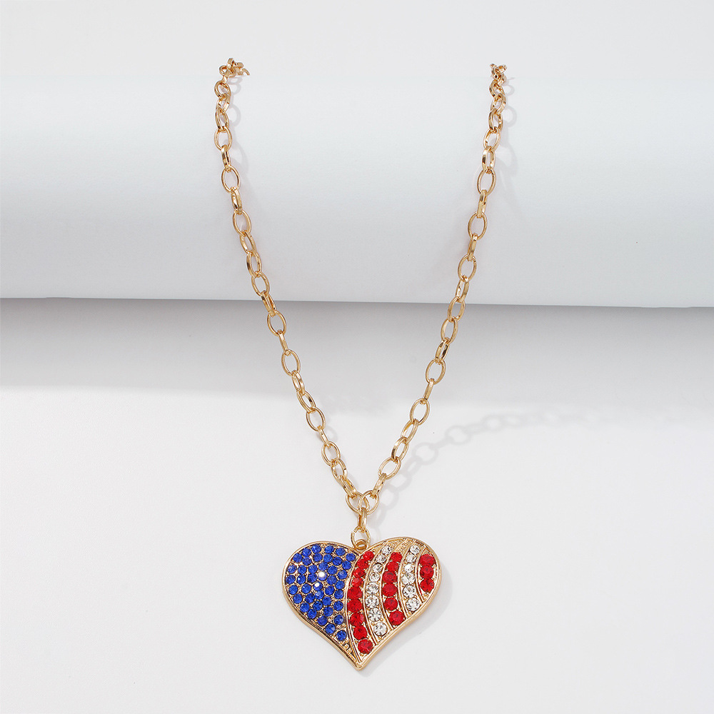 Wholesale Jewelry Punk Style Heart Inlaid Diamond Pendant Necklace Nihaojewelry display picture 7