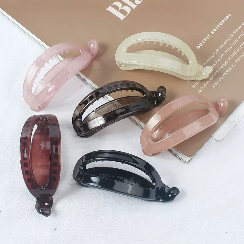 新款夏日长发马尾扣盘发显发量镂空扭扭夹女简约气质香蕉夹发夹