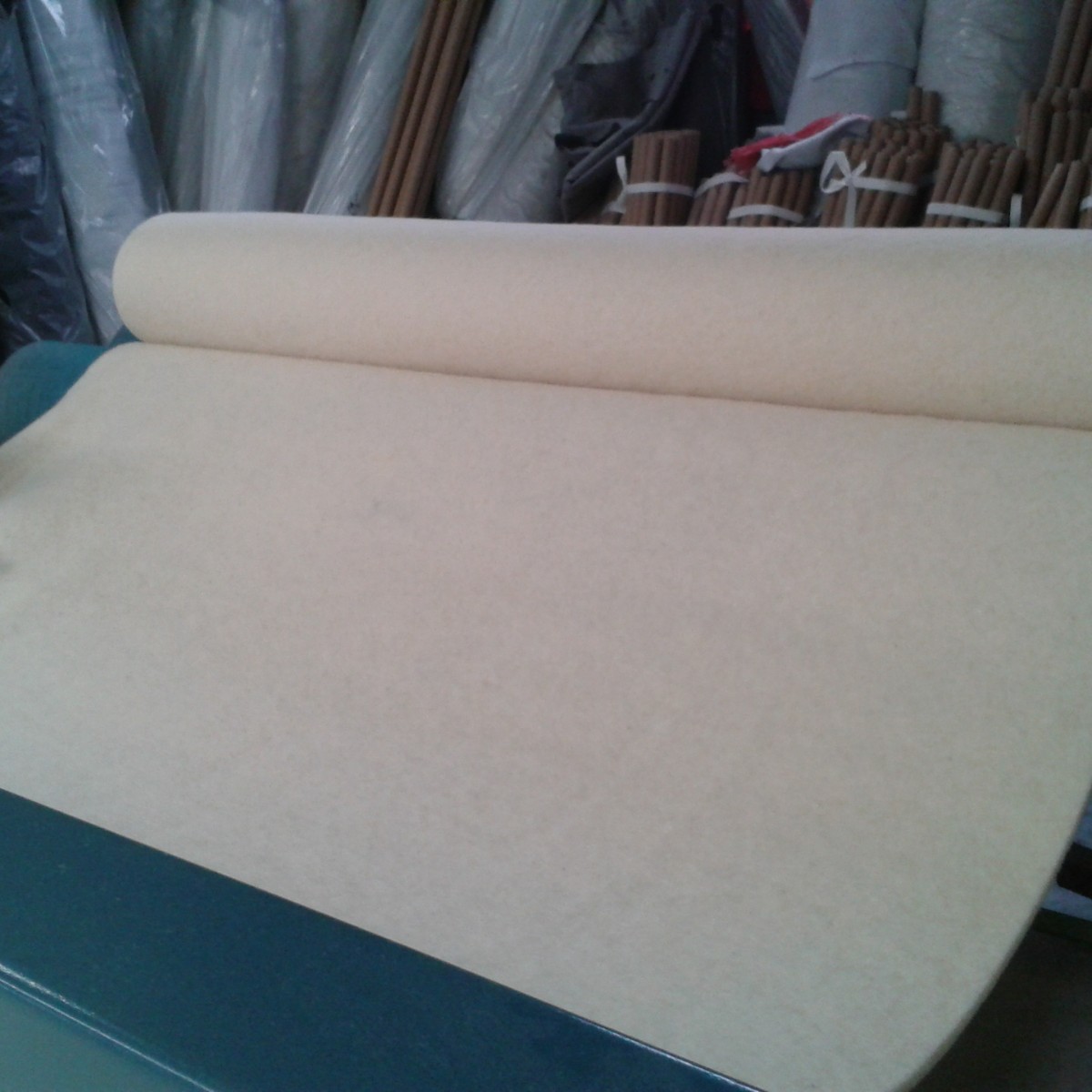 厂家供应加厚全羊毛针刺过滤棉.涤纶纤维无纺布复合针刺棉