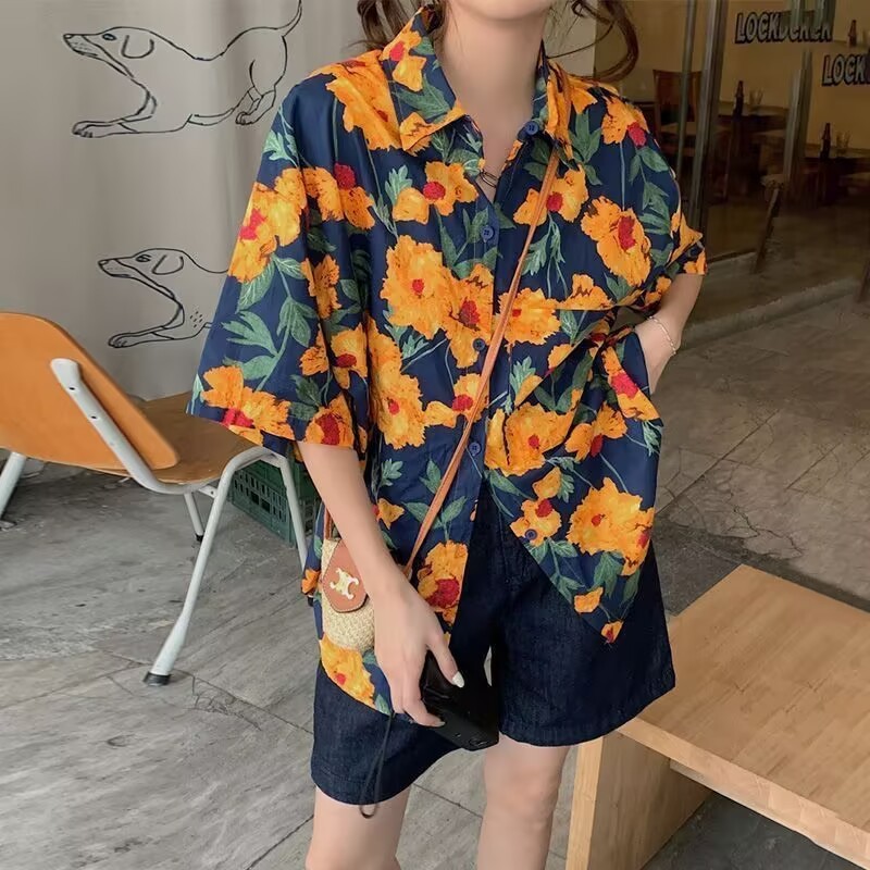 海辺のリゾートスタイルの花柄シャツ夏ルーズカジュアル香港スタイルレトロフラワールーズ半袖シャツ女性のトップ|undefined