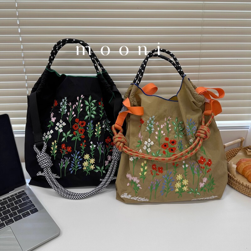 ball chain high-end round same style upper body Japanese flowers and plants embroidery environmental protection bag shopping bag embroidery nylon