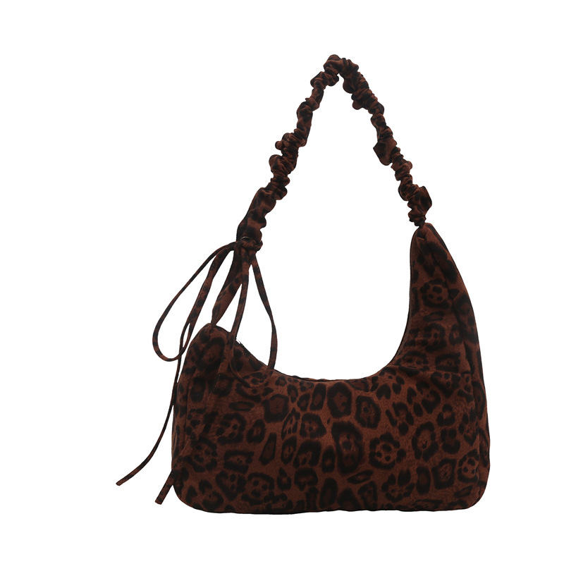 Otoño e invierno súper caliente nicho bolso con estampado de leopardo femenino 2024 nuevo bolso de mensajero plisado retro bolso de axila de hombro de moda