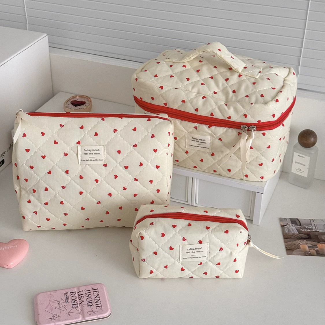 Capacious cosmetic bag with bow, handheld soft organizer bag, flowered