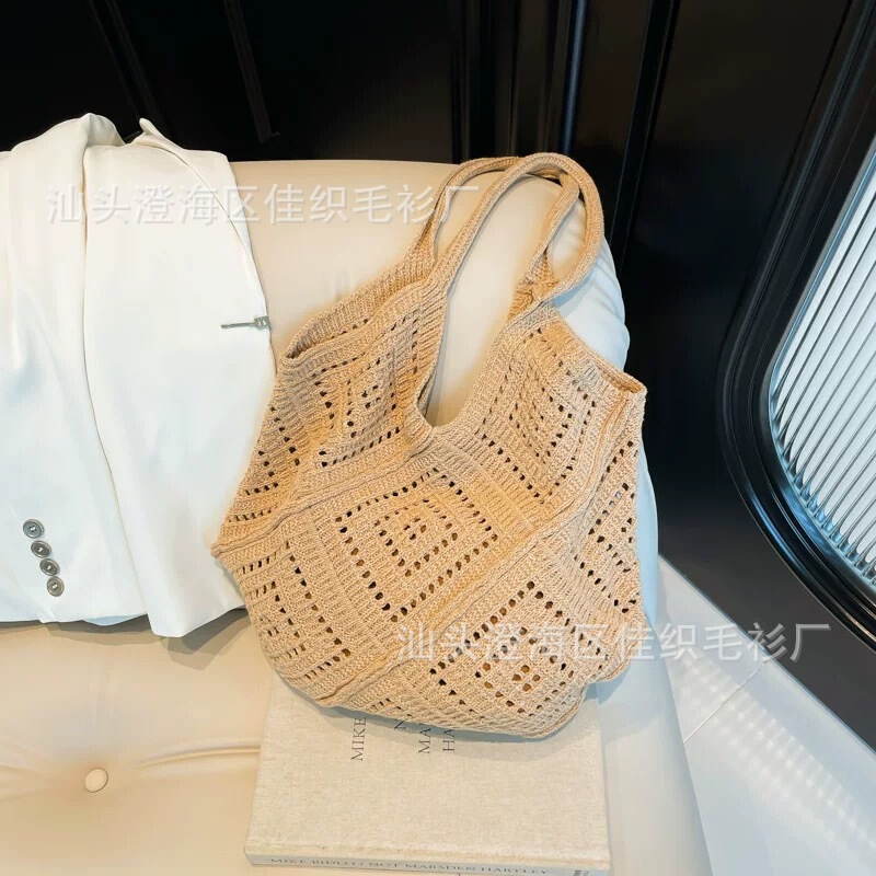2025 New Large Capacity Tote Bag Beach Bag Knitted Bag Hollow Bag Bohemian Style Bag Woven Bag