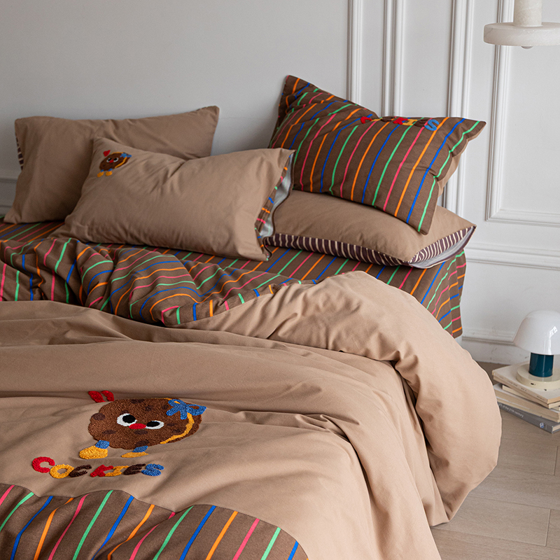 Autumn and Winter Cartoon Stripesd Plaid Thickeneded Cotton Brushed Four-Piece Set Pure Cotton Cute Bed Sheetss Quilt Cover Bed Bed Sheetss Bedding