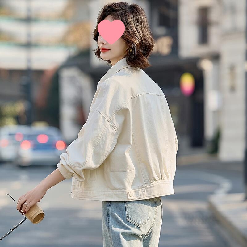 Off-White Short Jacket for Women Spring & Fall 2025 New Style Small Fashionable Denim Top Retro Lapel Jacket Off-White Short Jacket for Women Spring & Fall 2025 New Style Small Fashionable Denim Top Retro Lapel Jacket