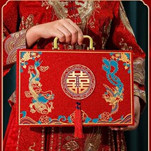 �ֽ������ϲ�C��ģ�й̶����жYƷ�ж���1400�˼t��ϲ�c�Y��