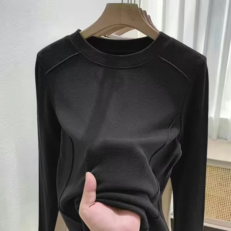 大きいサイズのヨーロッパの商品の徳の絨毯の丸首の底のシャツの中で秋冬の修身を掛けてやせている長袖のtシャツの女性の上着を見せて保温します。|undefined
