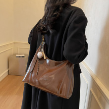高级感皮质包包女式2025新款春季轻奢小众腋下包大容量通勤托特包