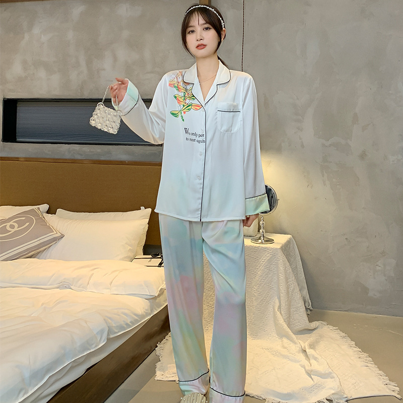 Internet celebrity same style spring new women's pajamas trendy personalized home wear long sleeve trousers two-piece set factory direct supply Internet celebrity same style spring new women's pajamas trendy personalized home wear long sleeve trousers two-piece set factory direct supply