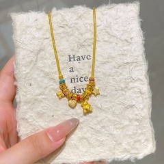 甘いカラーの愛の熊のペンダントのネックレス