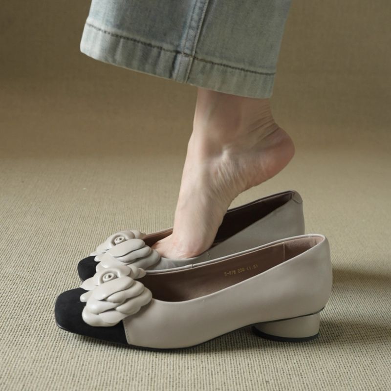 巨好看真皮花朵方头粗跟浅口单鞋女鞋2025新款一脚蹬中跟通勤单鞋