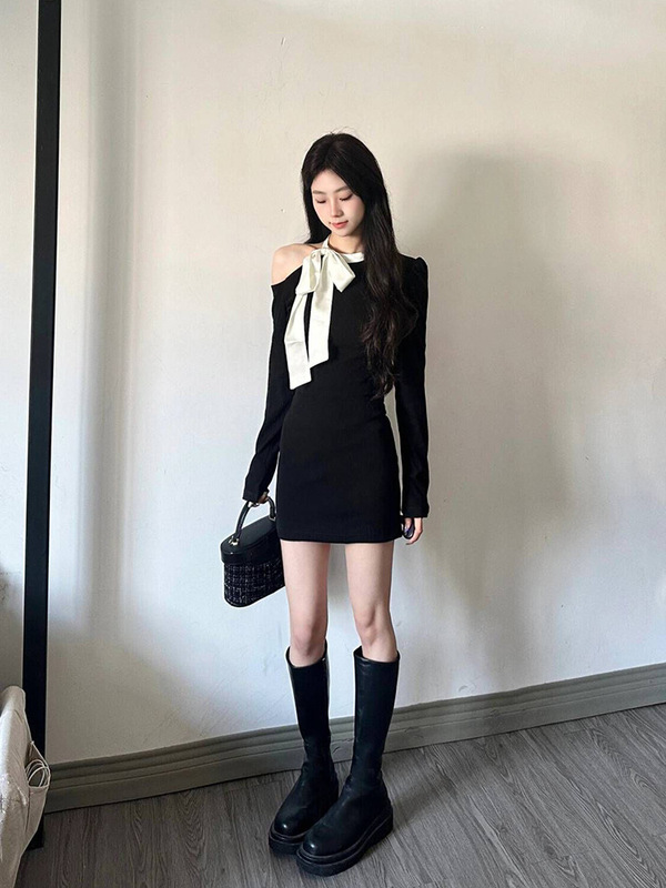 法式纯欲蝴蝶结黑色针织连衣裙子女修身气质露肩包臀a字短裙秋季|undefined
