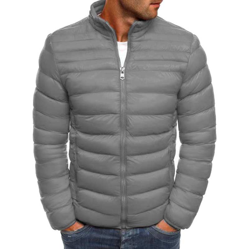 Chaqueta acolchada de algodón para hombres de comercio exterior 2019 Invierno nuevo color puro Chaqueta acolchada de algodón para hombres simple Cuello alto de moda Chaqueta acolchada de algodón de manga larga