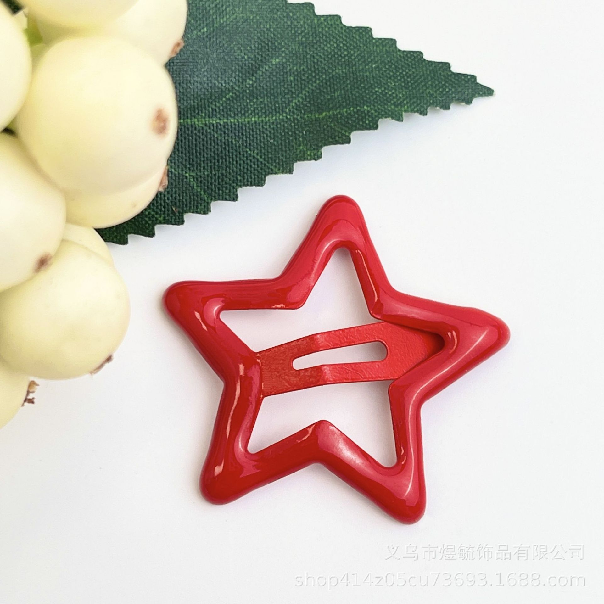 Colorful drip Star clip 3.2cm Red