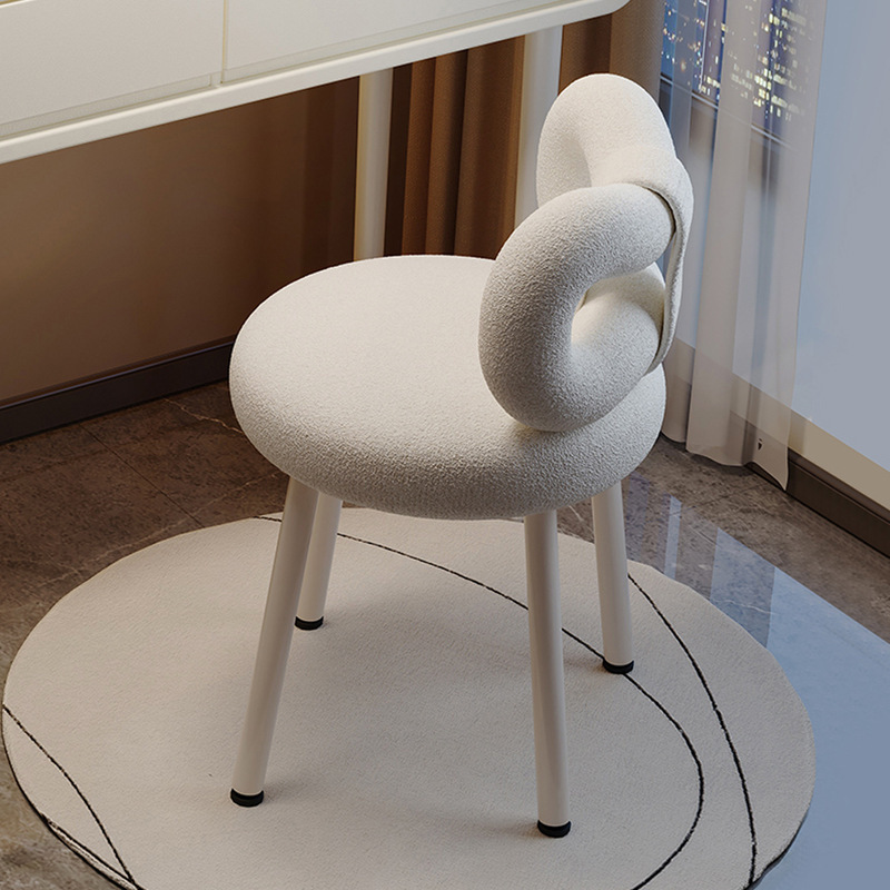 Sillas de maquillaje de estilo crema dormitorio en línea diseñador de respaldo de dormitorio principal de maquillaje de alto nivel sillas de comedor de chicas