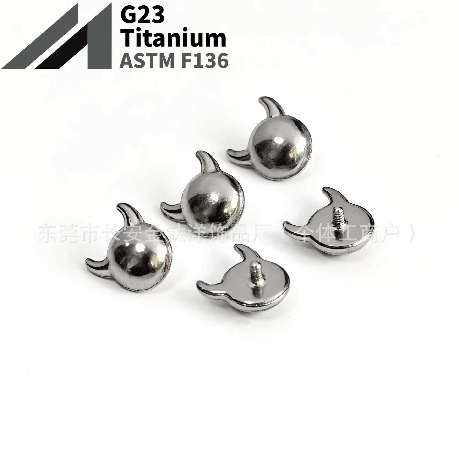 16G labret stud size and finish detail