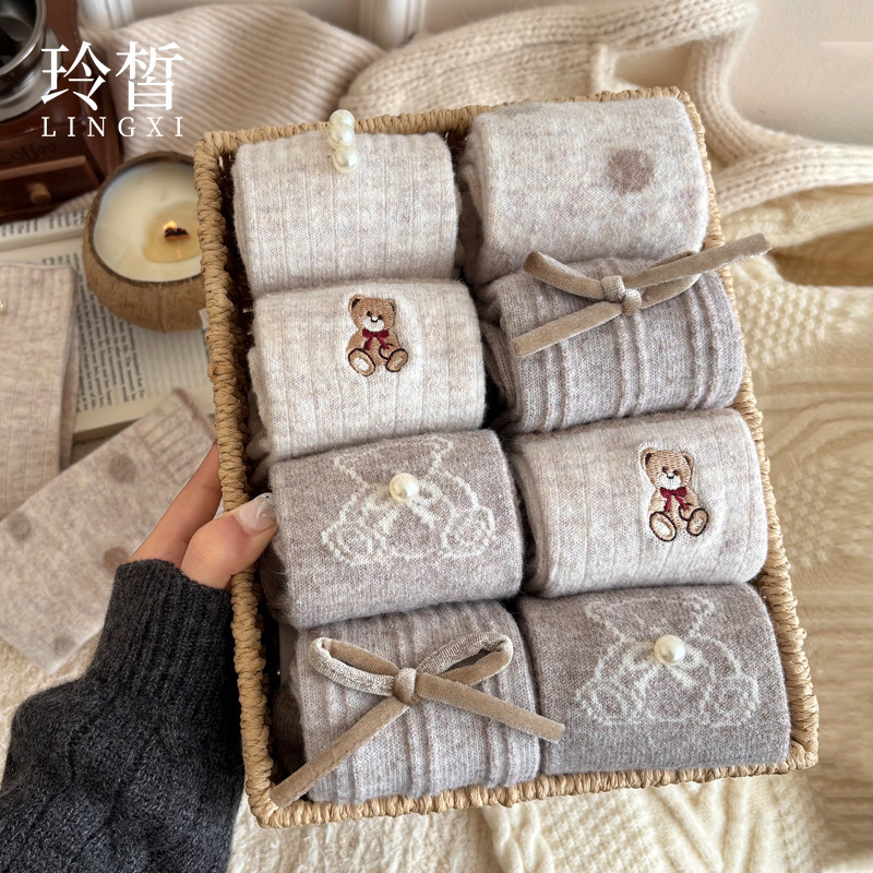 Autumn and Winter Women's Cashmere Socks, Japanese Retro Cute Cartoon Pattern Mid-Calf Socks, Warm Wool Socks, Zhuji Socks