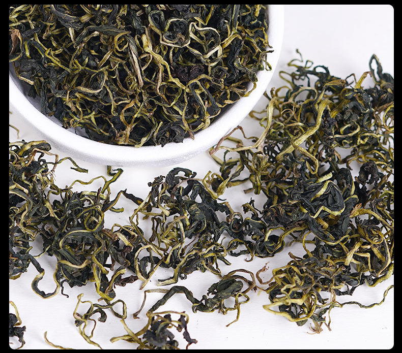 Dandelion Leaf & Root Tea (Taraxacum officinale) — Dried Pú Gōng Yīng Herbal Tea, 500g in use