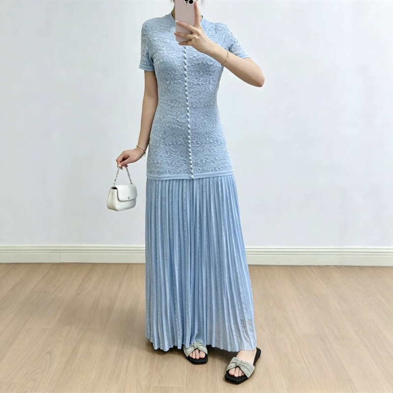S Brand 2026 Early Spring Heavy Beaded Floral Pattern Knit Round-Neck Slim-Fit Long Dress + Camisole Inner Wear