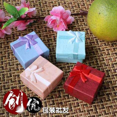 Directo de fábrica caja de la joyería anillo pendientes pulsera collar joyero en stock caja de la joyería al por mayor