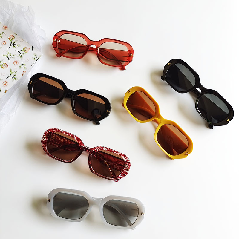 Yellow Color Fashion Geometric UV400 Protection Women's Sunglasses