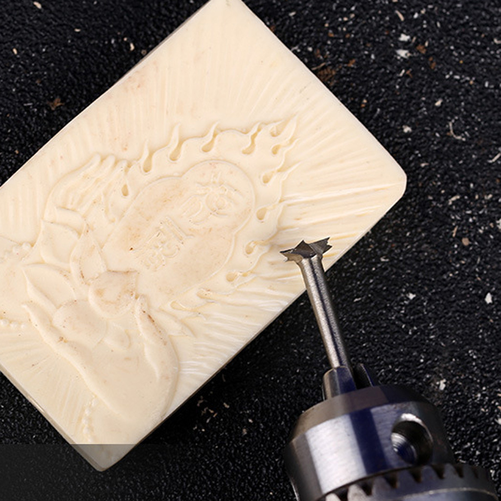 22707798955_1075810168 (1)