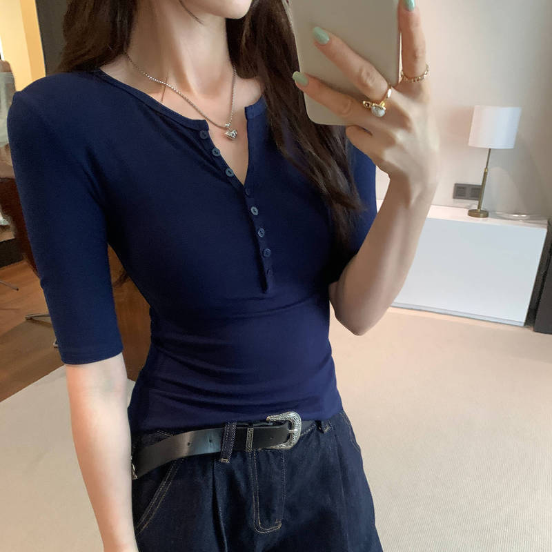 独特漂亮半排扣正肩中袖T恤女夏2025新款修身显瘦绝美五分袖上衣|undefined