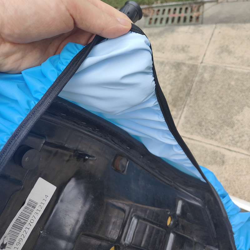 Electric vehicle seat cover is rainproof, cat scratch resistant, waterproof, sun-resistant, and suitable for all seasons, for electric bikes and motorcycles