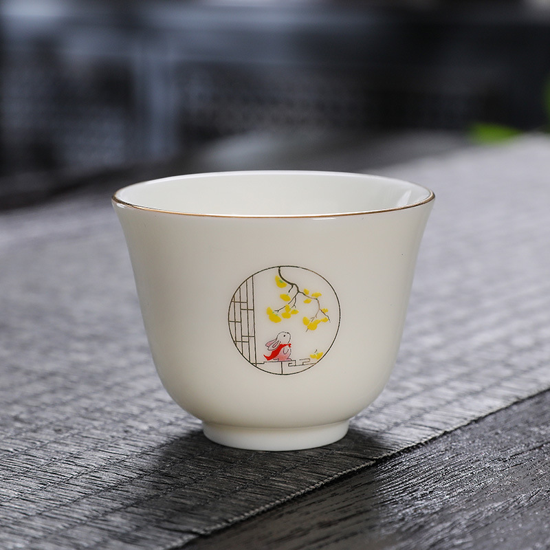 율란 컵-달로 달리는 비취 토끼