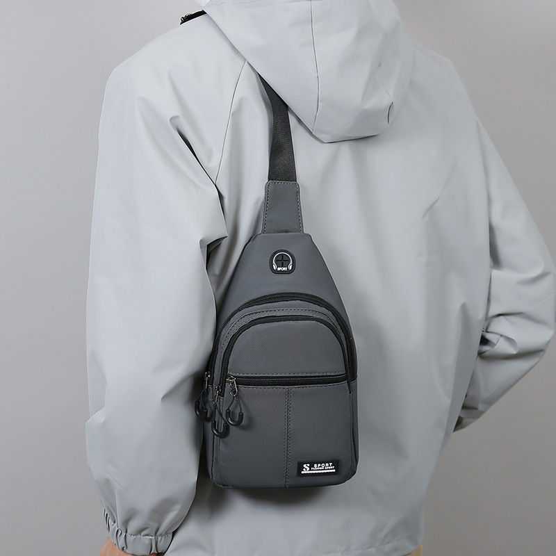 Multinational multicapa simple bolso de pecho de hombre película de cuero PU textura mochila de hombro casual al aire libre bicicleta mochila de moda