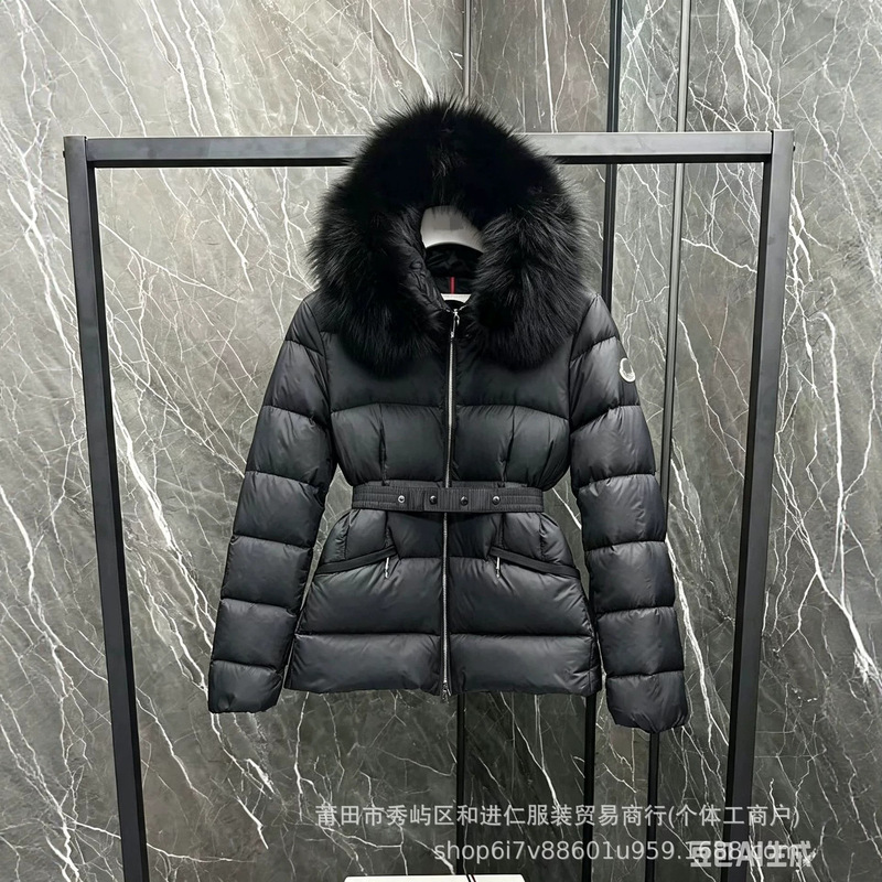High-Quality Moncler Boed Slim-Fit down Jacket for Women with Fox Fur Collar, Short Style, Slimming Hooded Coat