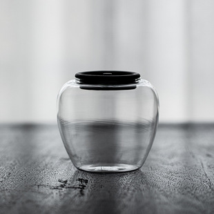 Ebony covered tea jar glass tea warehouse sealed jar storage jar transparent glass dried fruit jar tea jar