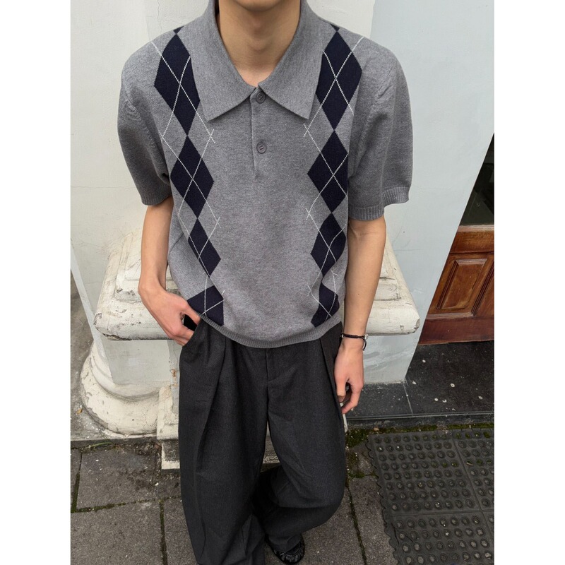 Old Money Style Textured College Style Diamond Pattern Polo Collar Knit Shirt for Men, Short Sleeve Gray Turn-Down Collar Polo Shirt, Summer Thin Style Old Money Style Textured College Style Diamond Pattern Polo Collar Knit Shirt for Men, Short Sleeve Gray Turn-Down Collar Polo Shirt, Summer Thin Style