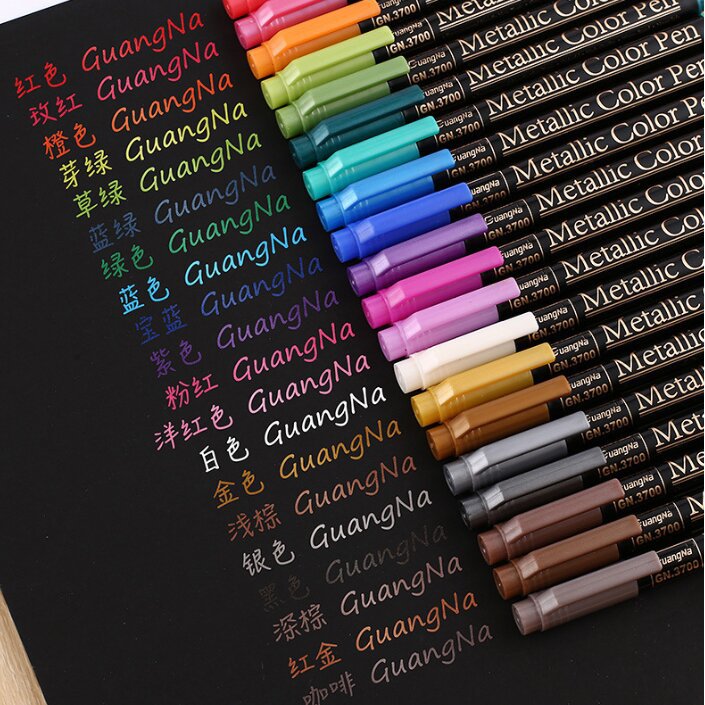 Fábrica al por mayor Guangna color graffiti pluma 3700 cabeza dura 20 color DIY álbum negro Tarjeta pluma metal color rotulador