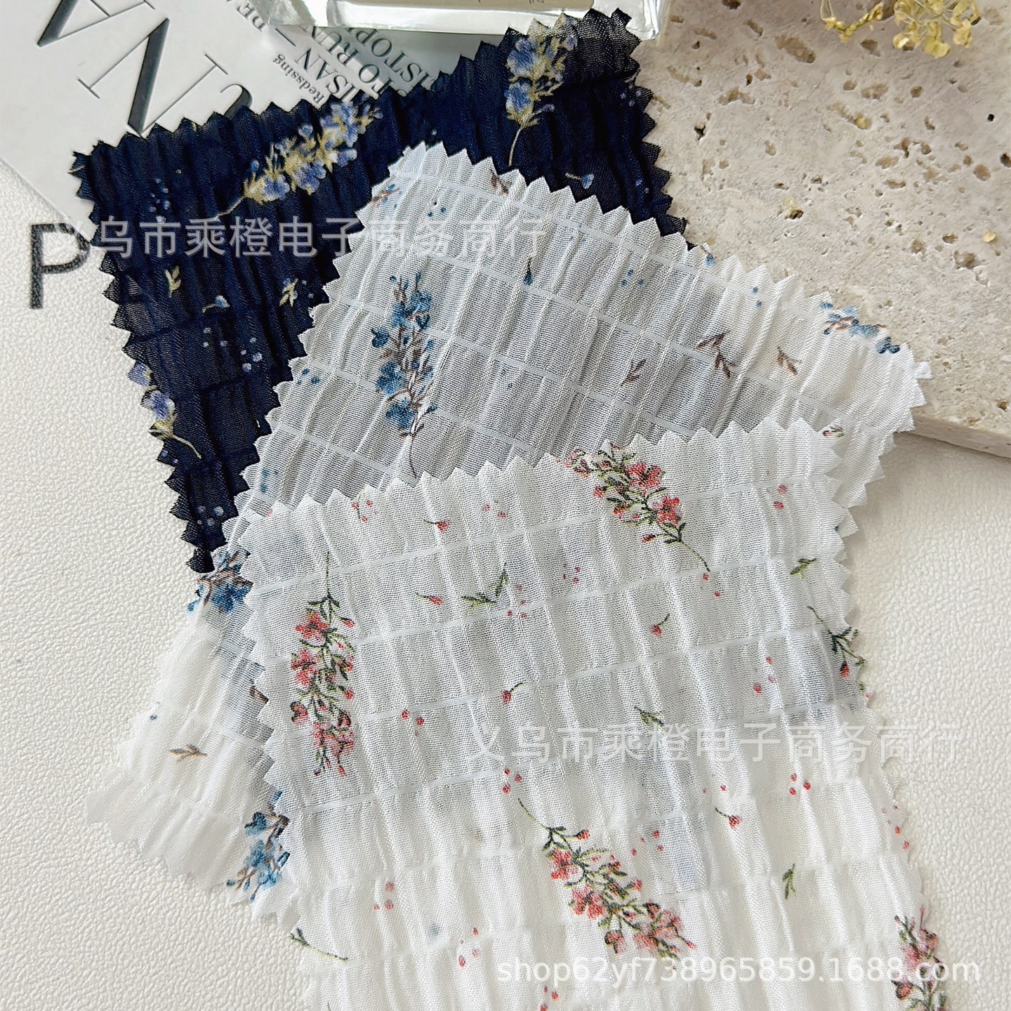 春夏薄款碎花绉绉格面料连衣裙衬衫裙子睡衣防晒衣童装DIY布料