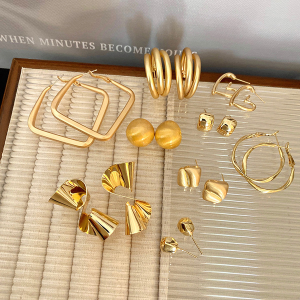 retro geometric elegant universal earrings