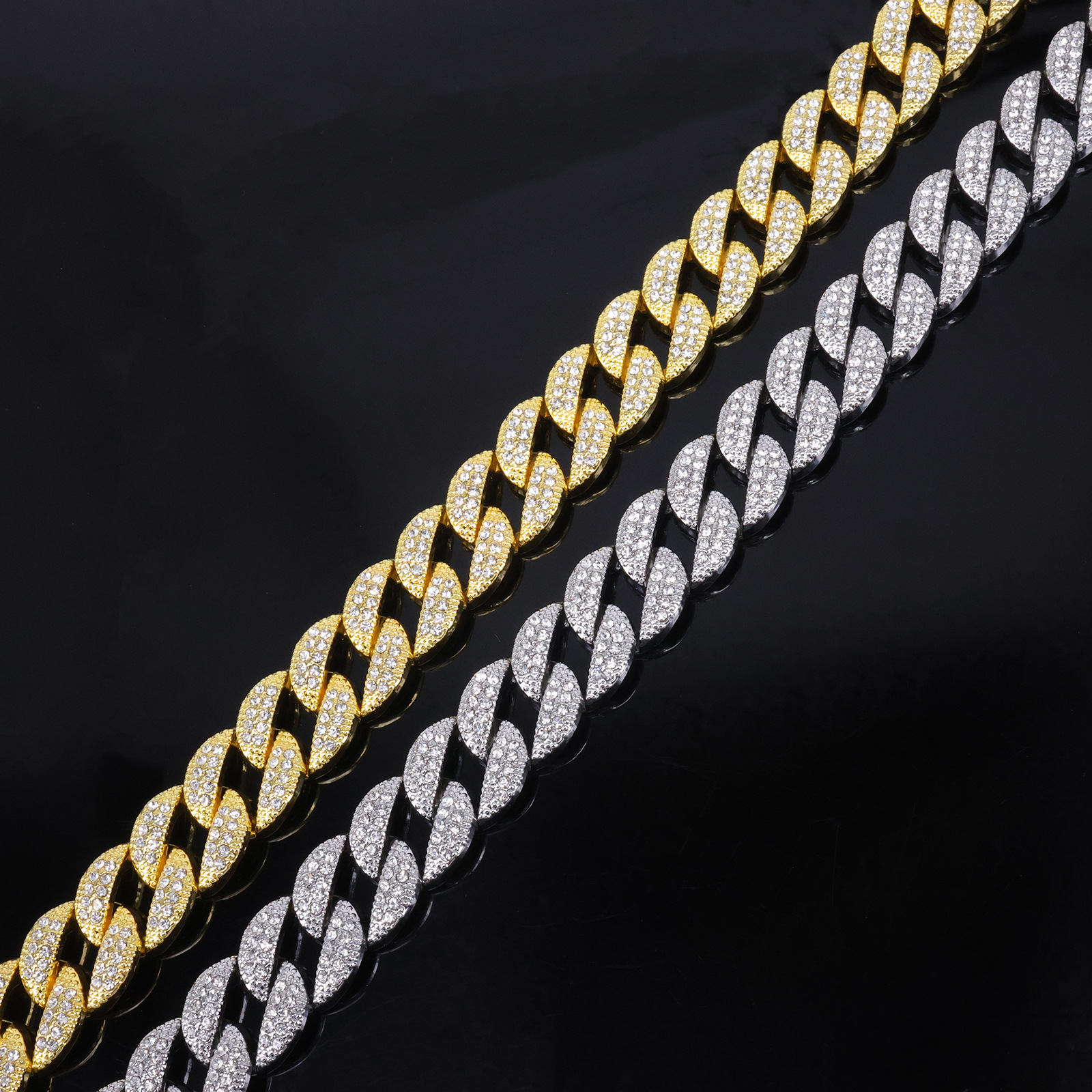 Alloy Chain Necklace With Round Spring Clasp And Full Diamonds_voghion.com