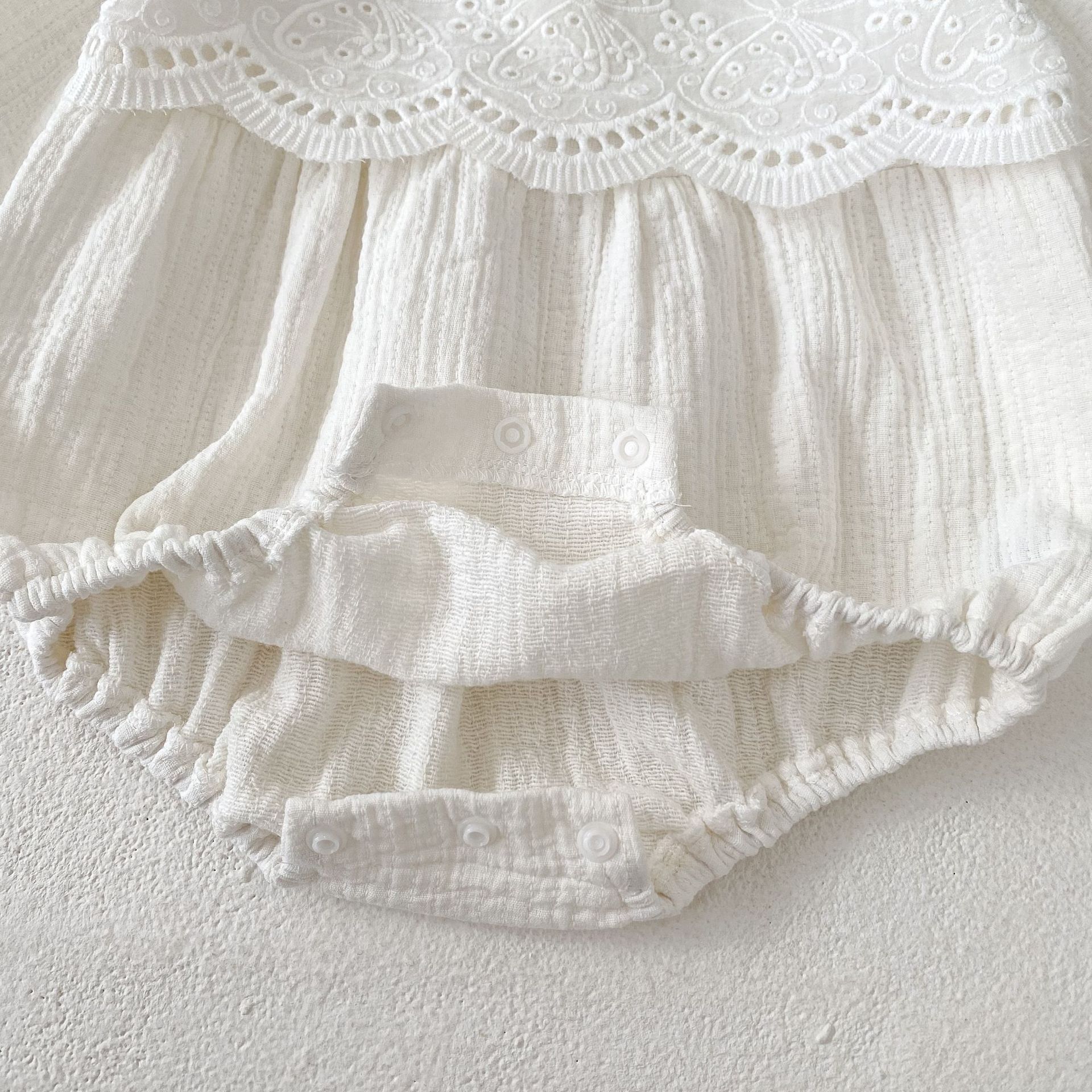 Baby and toddler autumn 2024 cotton bubble long sleeved khaki women's baby solid color ladylike bag fart triangle_voghion.com