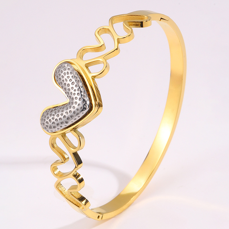 Pulsera de Acero de Titanio, Estilo Europeo y Americano, Lujo Ligero, Diseño de Corazón Hueco con Meteorito, No se Destiñe, Pulsera de Piedra Coral en Forma de V para Mujer image 1