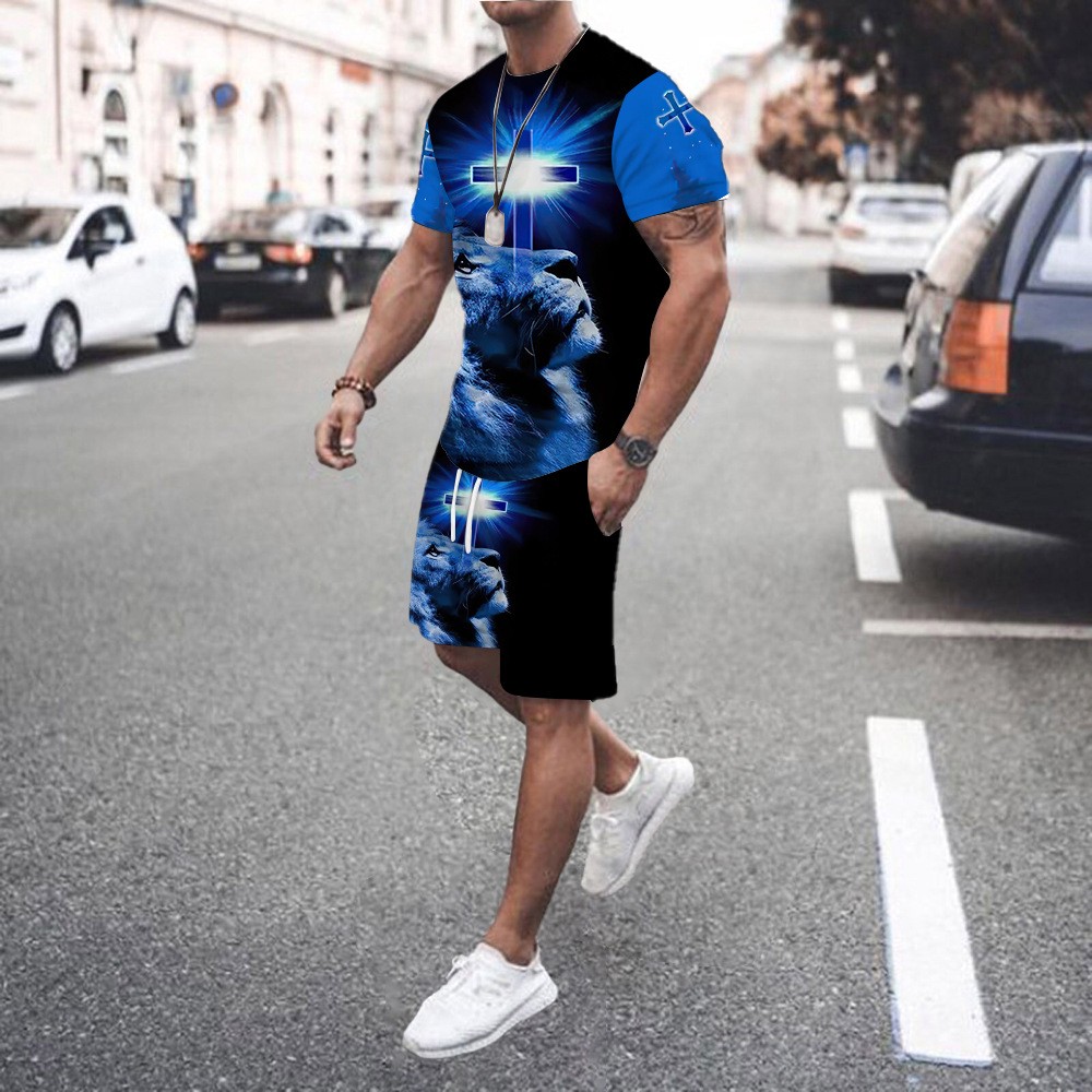Completo estivo da uomo composto da due pezzi: camicia a maniche corte sottile e ampia e magliette taglie forti e pantaloncini abbinati Mingshi_voghion.com