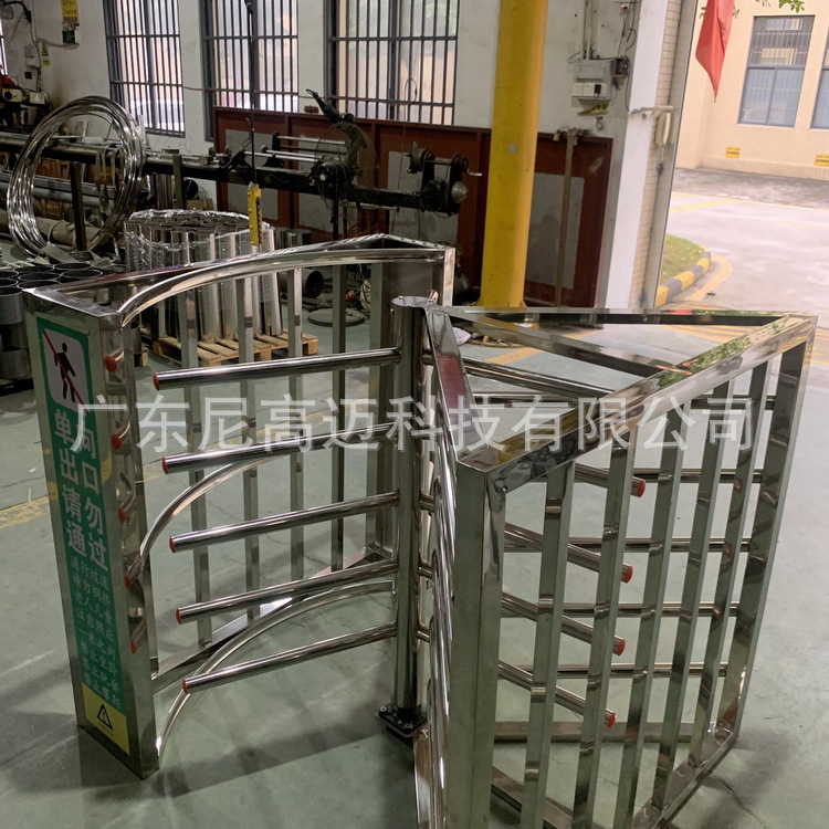 尼高迈直供半高单项闸机 矩形不锈钢单向门厂家 黄冈景区车站转闸