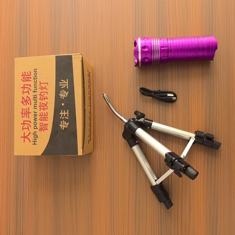 インフィニティ頂点夜釣り特別な青色光ランプ 10 ワット 4 光源調整可能な焦点と調光 USB 充電式夜釣りランプ紫色の光|undefined