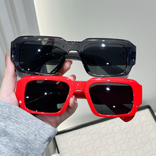 韩版小方框墨镜女个性欧美时尚凹造型太阳镜户外防紫外线遮阳眼镜