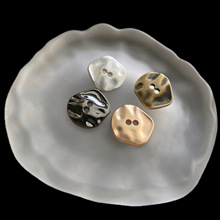 不规则雾金色金属纽扣 设计感表面褶皱感复古铜色牛仔外套服饰扣