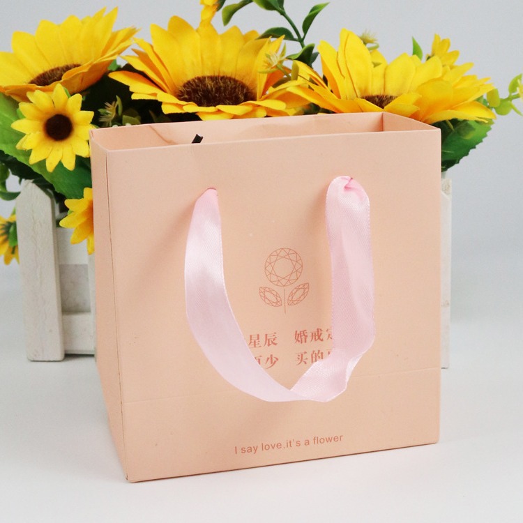 新款白卡首饰袋珠宝首饰包装铜板纸袋首饰纸袋礼品饰品手提纸袋