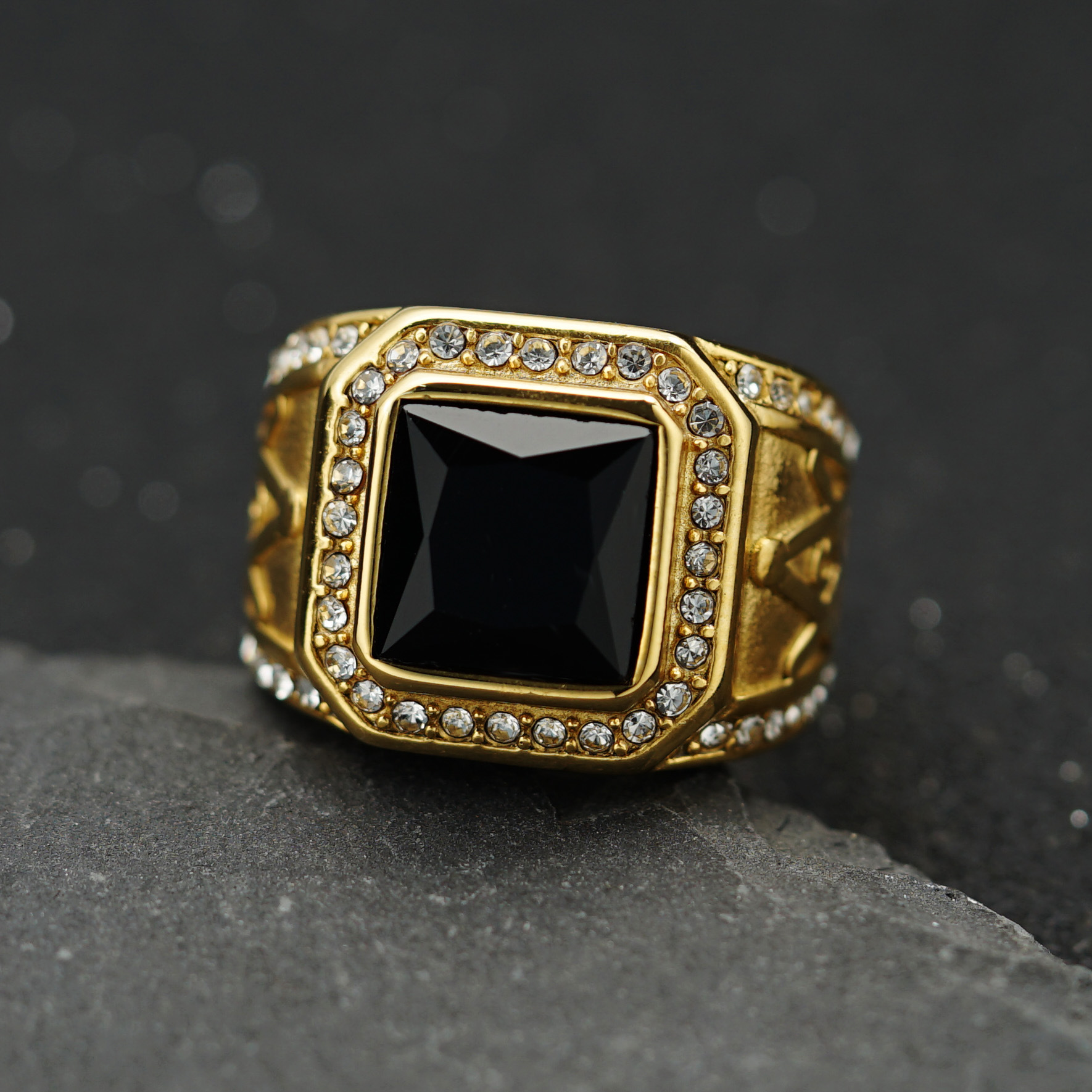 Casual Hip-hop Retro Square Stainless Steel Plating Inlay Artificial Gemstones Rings display picture 1